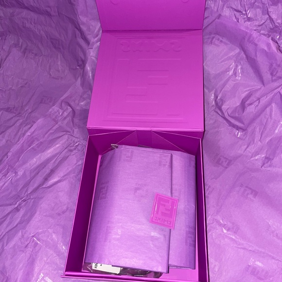 Fendi x Skims reversible one-piece swim - Picture 10 of 12